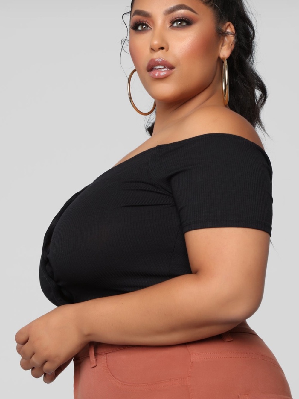 Fashion Nova Off-Shoulder Button Crop Top - Picture 3 of 6